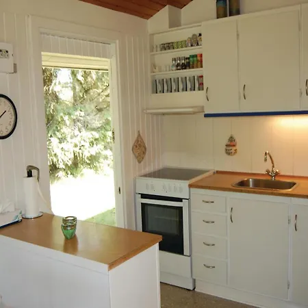 Two-bedroom Holiday In Logstor Løgsted